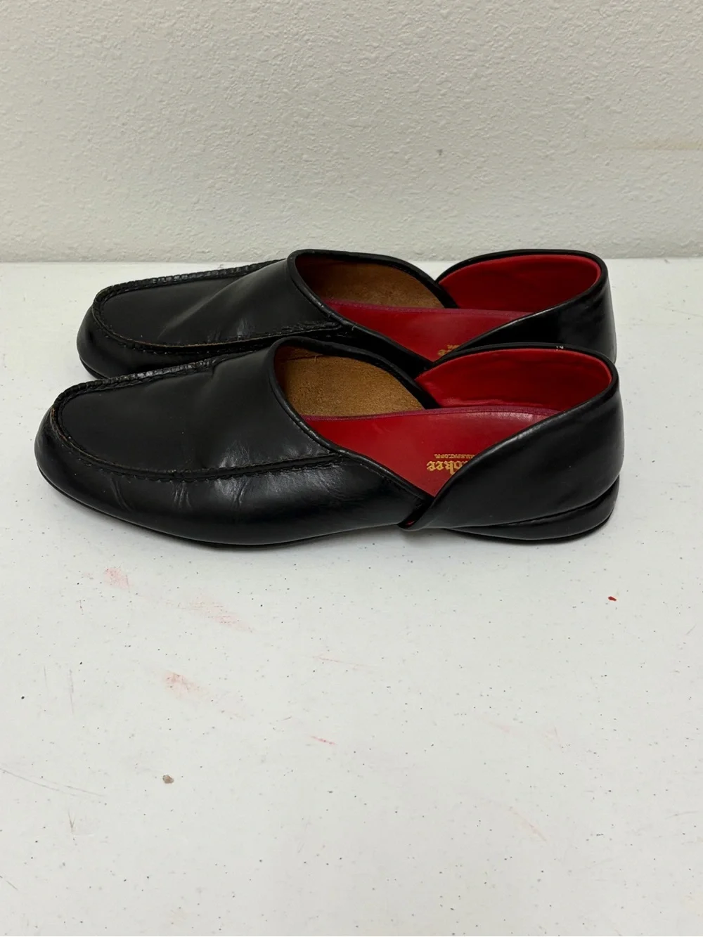 VTG Evan’s Standard Cherokee Black Leather Slip-On Loafers with Red Insole